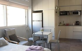 Studio moderno con pileta en Recoleta